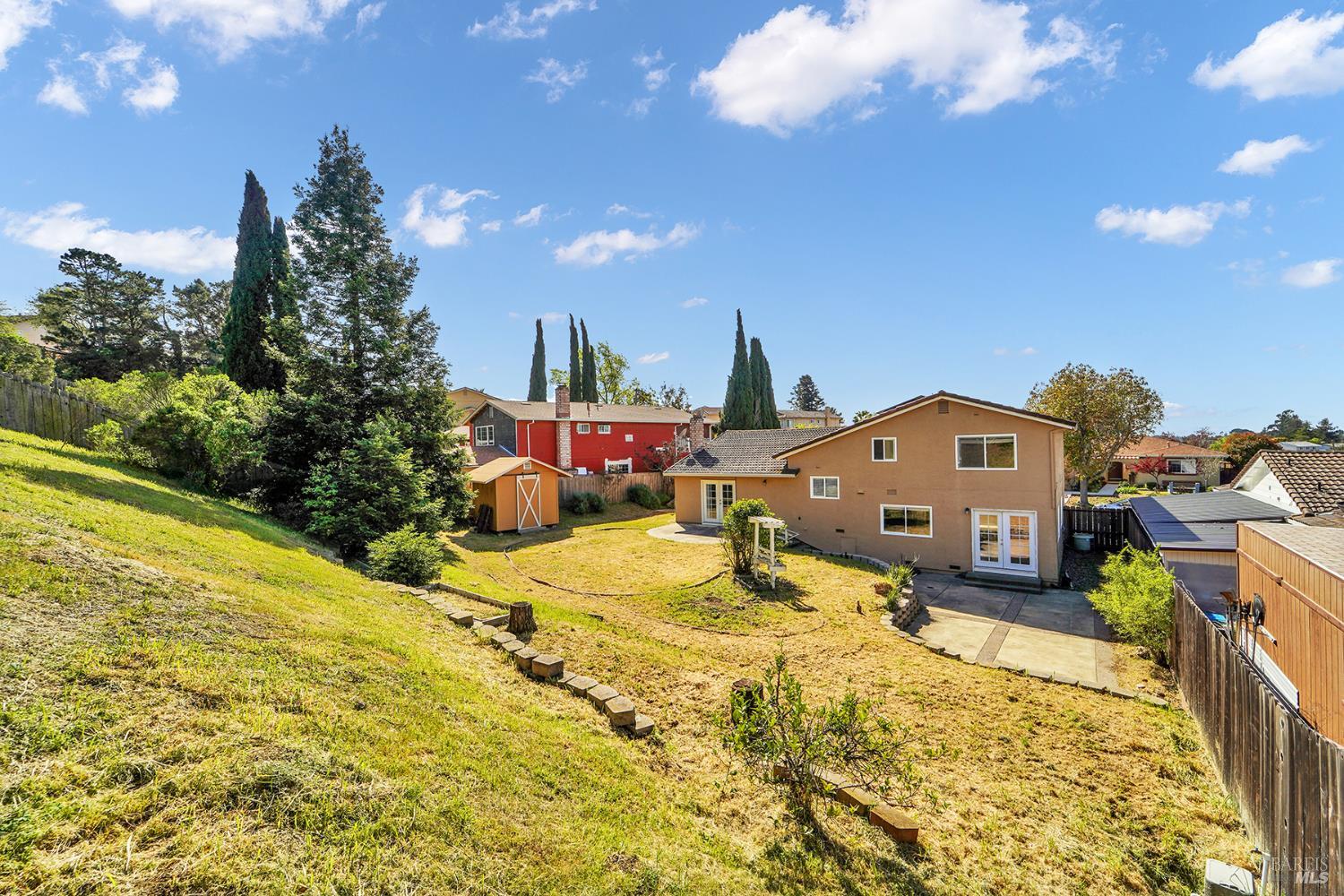 Detail Gallery Image 19 of 20 For 307 Brunswick Dr, Vallejo,  CA 94591 - 3 Beds | 2/1 Baths