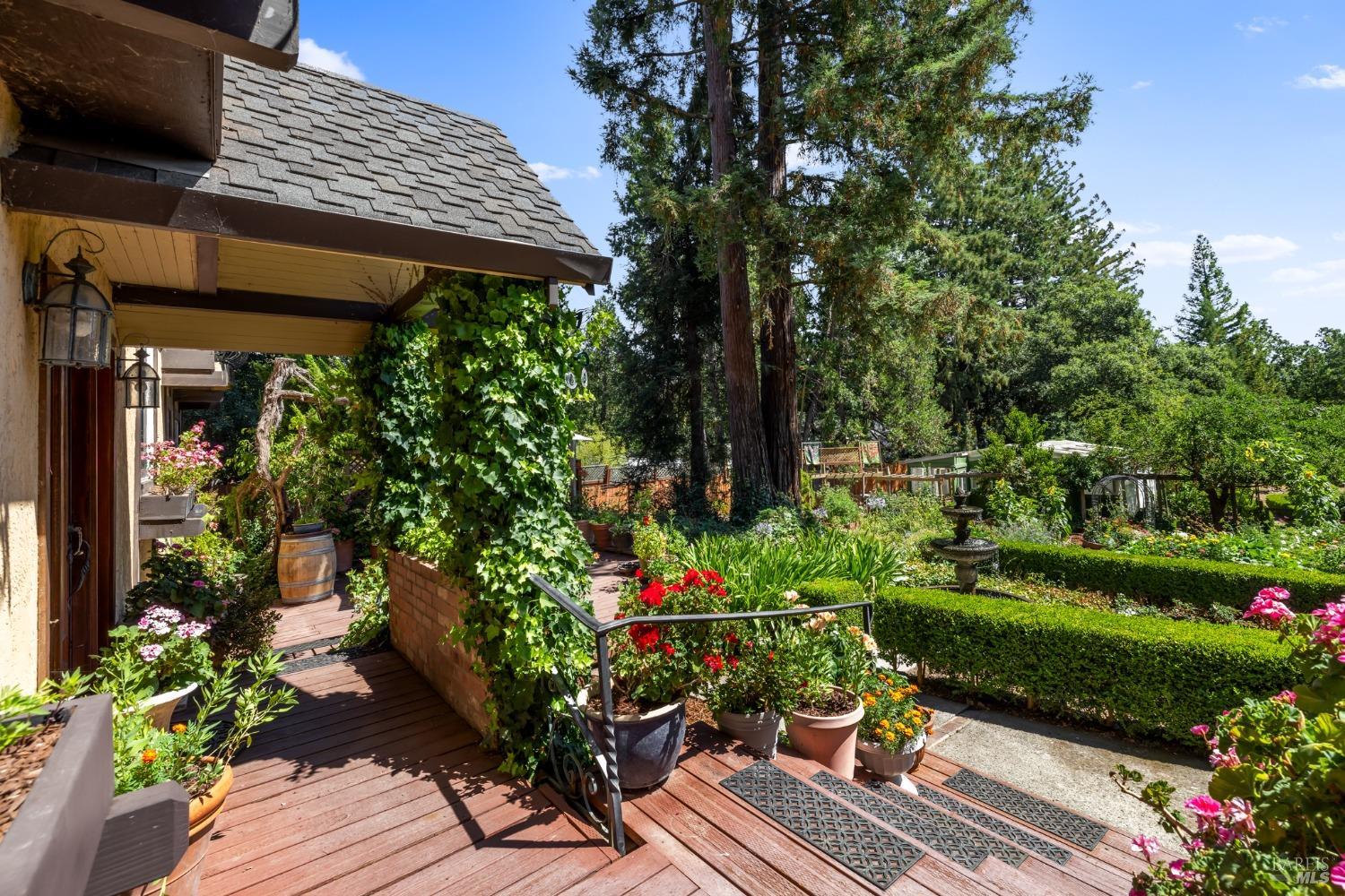 Detail Gallery Image 61 of 95 For 4038 E 3rd Ave, Napa,  CA 94558 - 4 Beds | 3 Baths