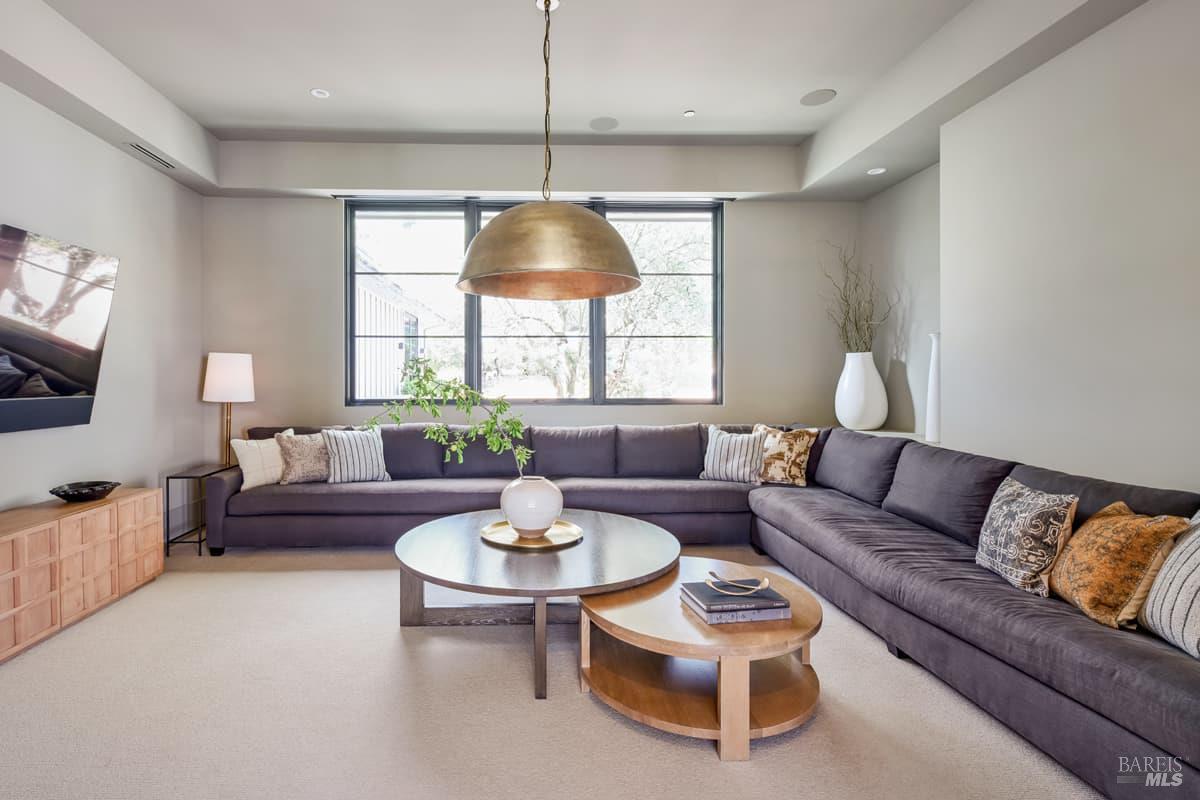 Detail Gallery Image 28 of 73 For 710 Soscol Creek Rd, Napa,  CA 94558 - 5 Beds | 5/1 Baths