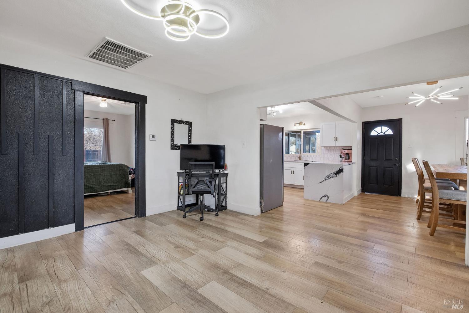 Detail Gallery Image 26 of 57 For 31460 Road 160 Rd, Visalia,  CA 93292 - 4 Beds | 3 Baths