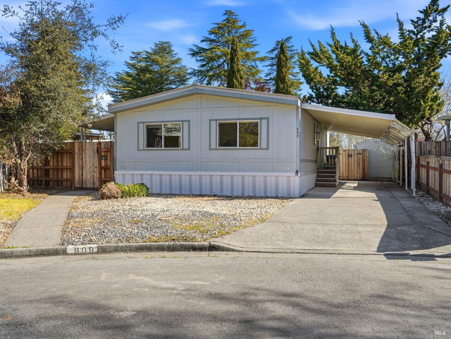 Front Image Thumbnail for BA326019407