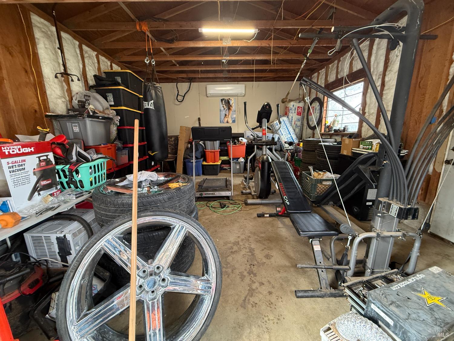 Detail Gallery Image 10 of 10 For 5706 Jones Ave, Clearlake,  CA 95422 - 3 Beds | 1 Baths