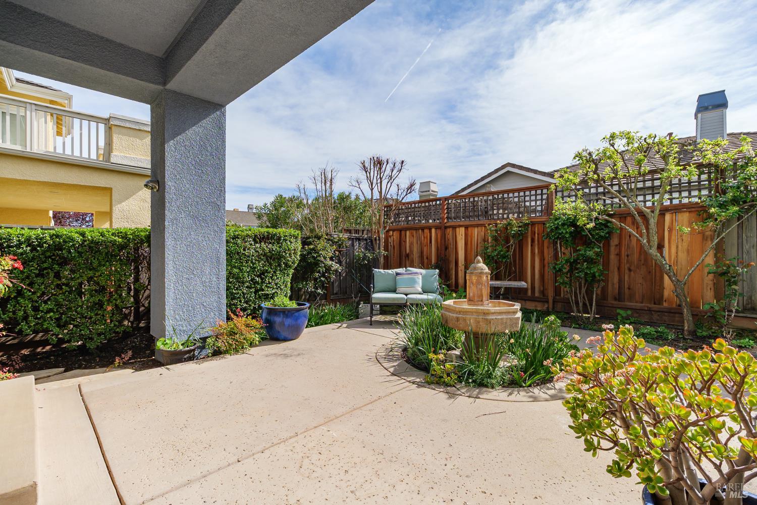 Detail Gallery Image 26 of 28 For 132 Pinheiro Cir, Novato,  CA 94945 - 3 Beds | 2/1 Baths