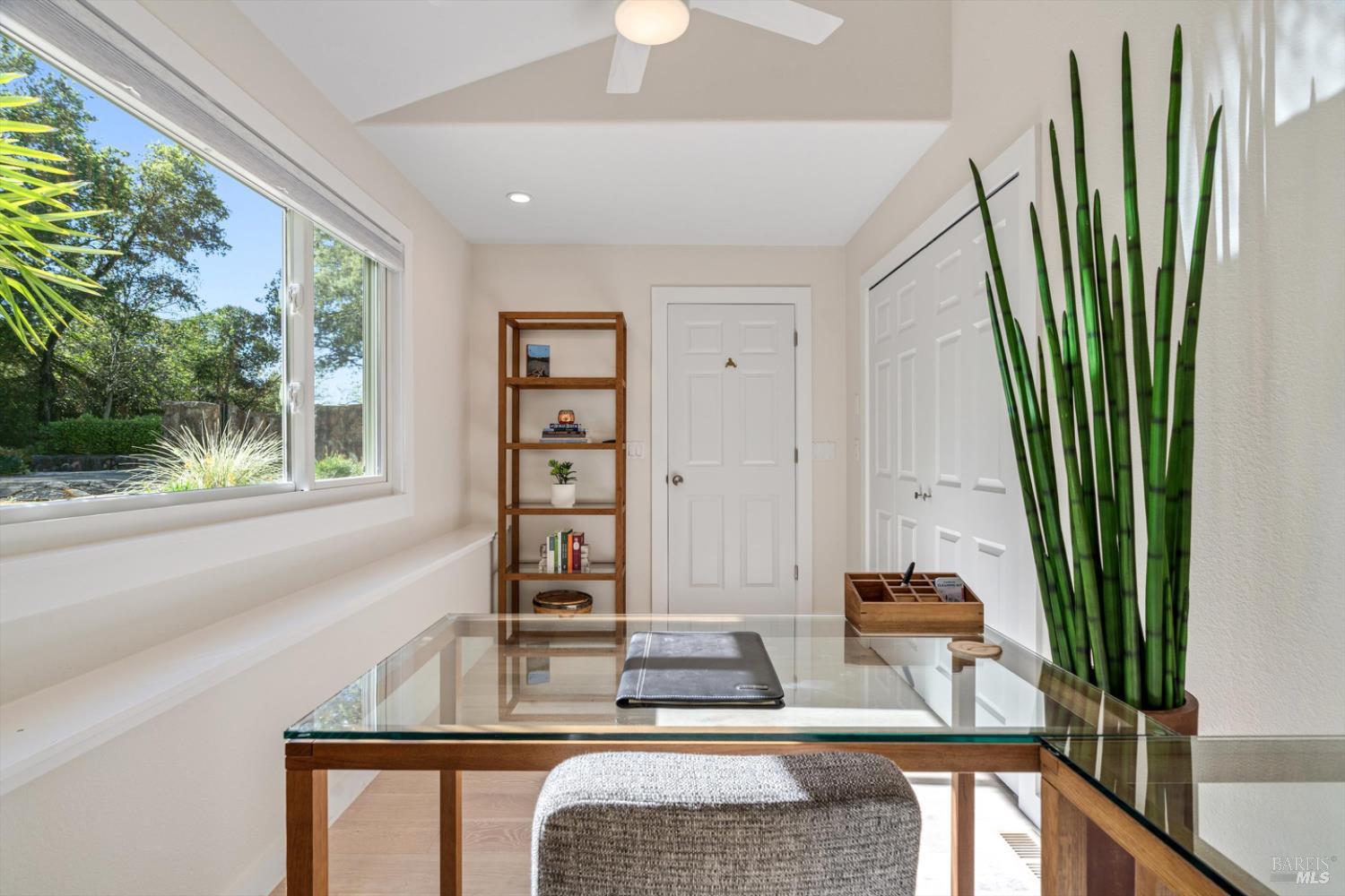 Detail Gallery Image 40 of 70 For 1236 N Fitch Mountain Rd, Healdsburg,  CA 95448 - 3 Beds | 2/1 Baths