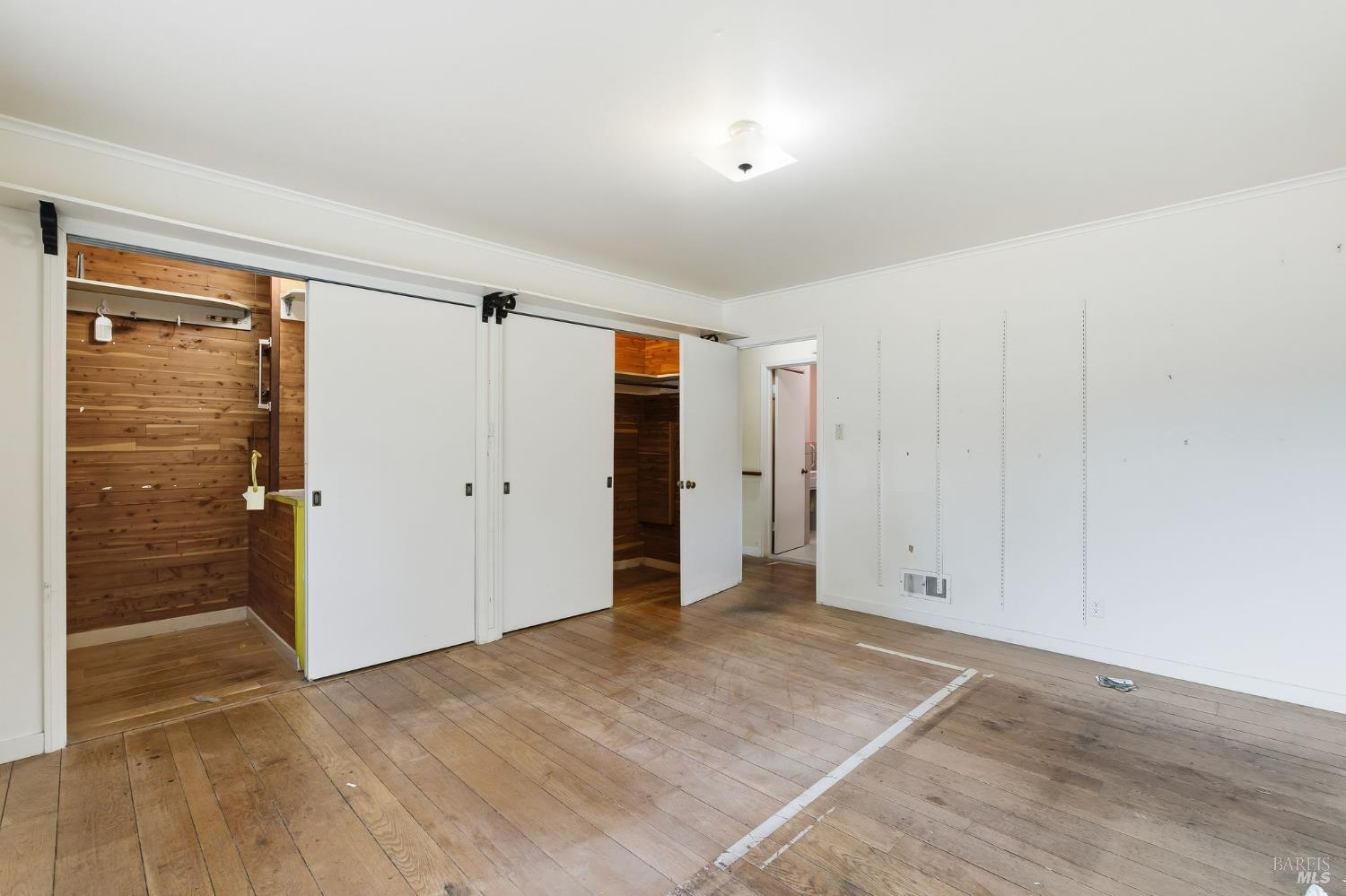 Detail Gallery Image 29 of 59 For 40 Newhall Dr, San Rafael,  CA 94901 - 4 Beds | 3/1 Baths