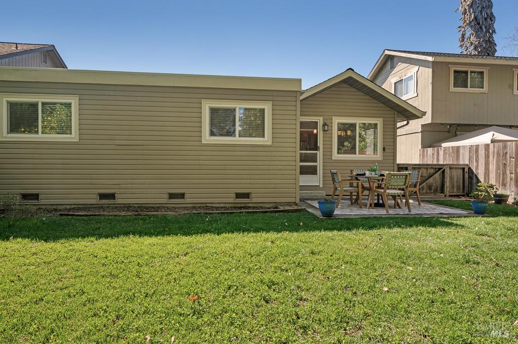 Detail Gallery Image 24 of 27 For 962 Camino Coronado Unkn, Rohnert Park,  CA 94928 - 4 Beds | 2 Baths