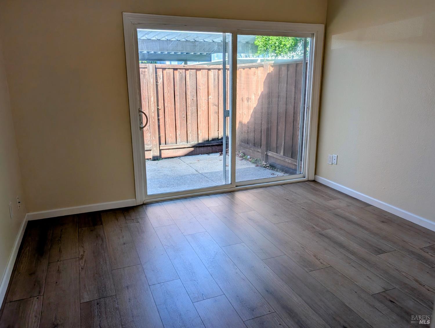 Detail Gallery Image 13 of 24 For 764 Racquet Club Cir, Rohnert Park,  CA 94928 - 2 Beds | 1/1 Baths