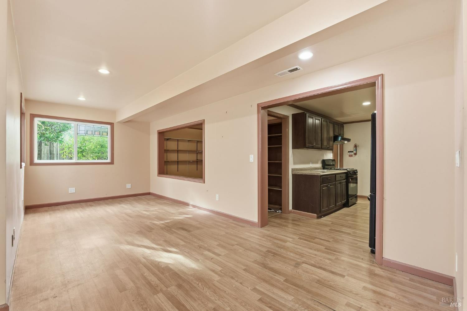 Detail Gallery Image 46 of 59 For 40 Newhall Dr, San Rafael,  CA 94901 - 4 Beds | 3/1 Baths