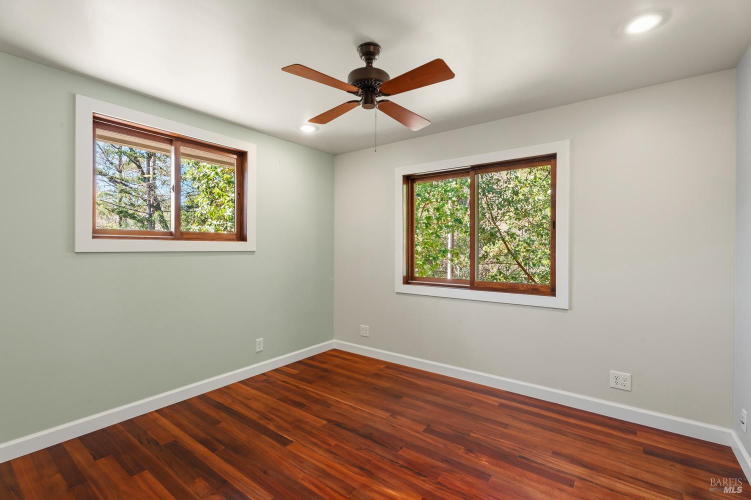 Detail Gallery Image 19 of 41 For 18210 Old Ukiah Pine Rd, Potter Valley,  CA 95469 - 3 Beds | 2 Baths