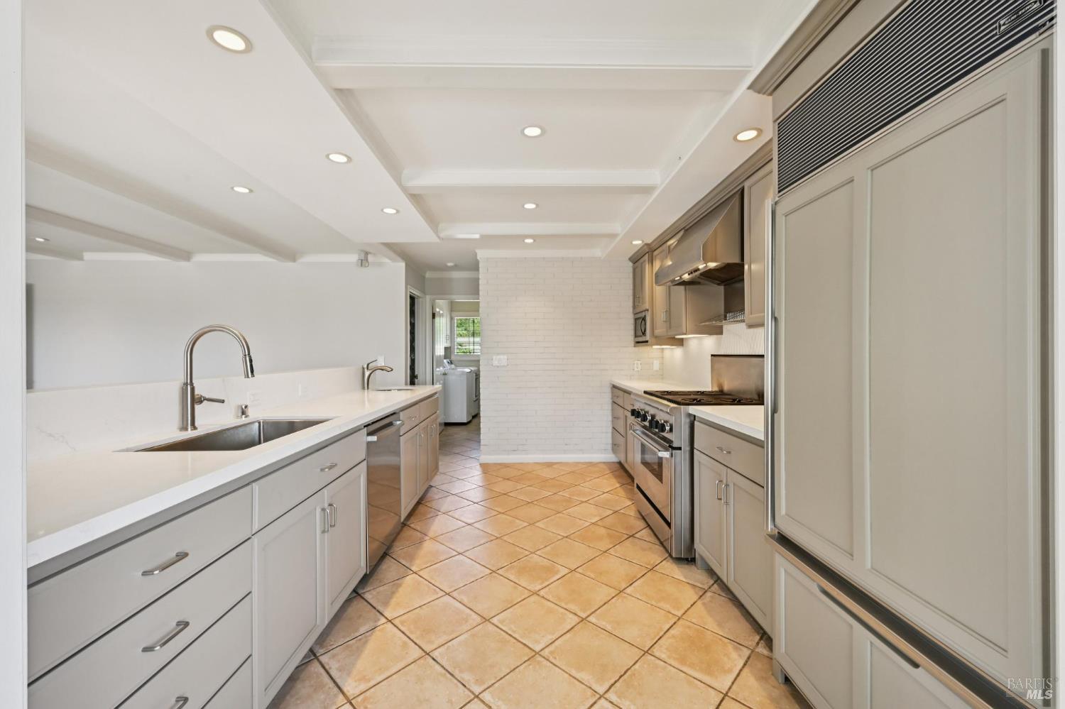 Detail Gallery Image 26 of 61 For 113 Convent Ct, San Rafael,  CA 94901 - 3 Beds | 2/2 Baths