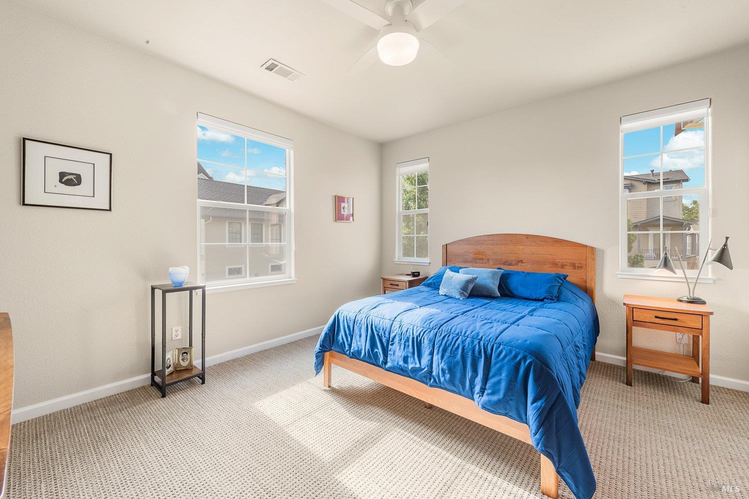 Detail Gallery Image 10 of 21 For 860 Citation Ct, Napa,  CA 94559 - 3 Beds | 2/1 Baths