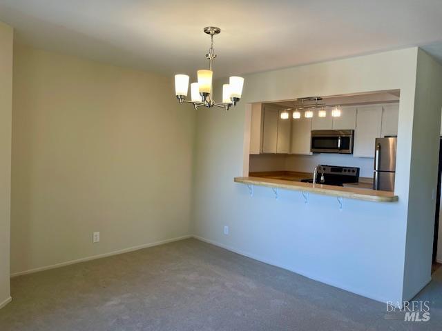 Detail Gallery Image 11 of 34 For 14 Scottsdale Way, Novato,  CA 94947 - 2 Beds | 2 Baths