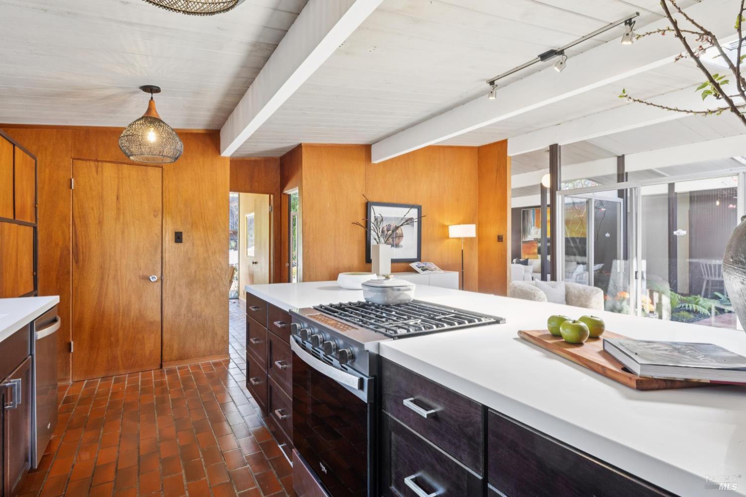 Detail Gallery Image 28 of 58 For 1200 Idylberry Rd, San Rafael,  CA 94903 - 4 Beds | 2 Baths