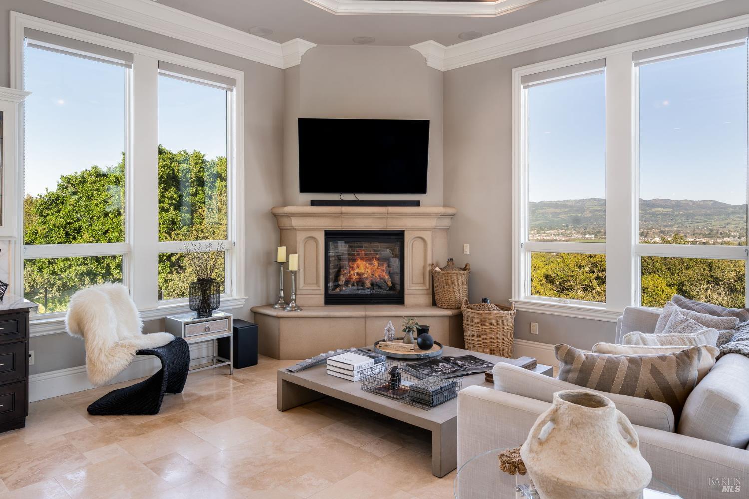 Detail Gallery Image 23 of 68 For 10 Canterbury Dr, Napa,  CA 94558 - 3 Beds | 3/1 Baths