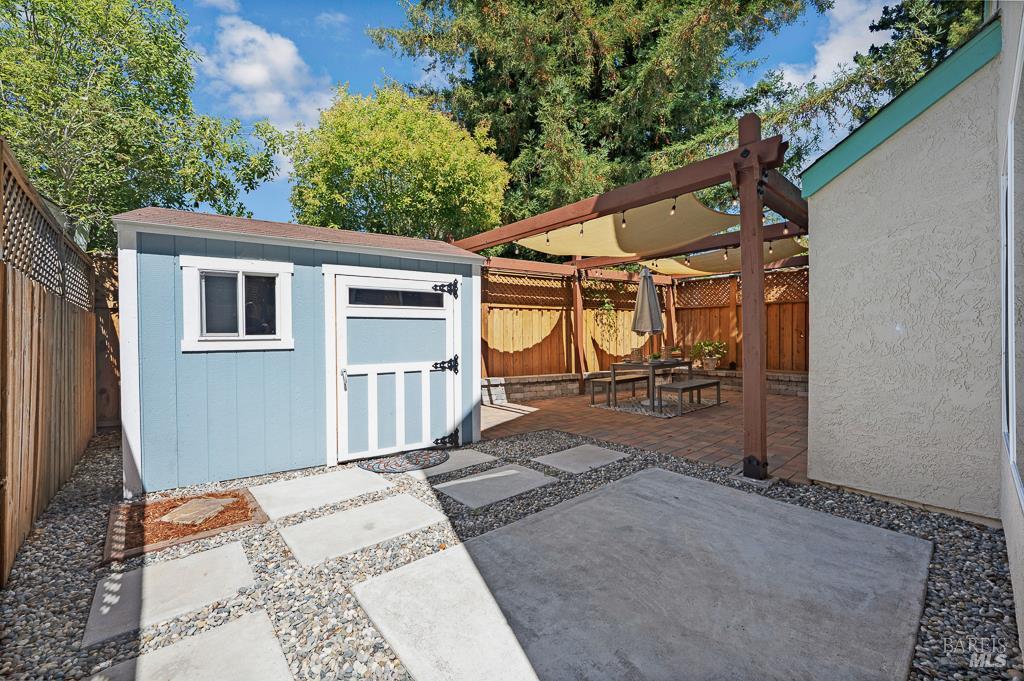 Detail Gallery Image 29 of 31 For 8148 Bodega Ave, Sebastopol,  CA 95472 - 3 Beds | 1/1 Baths