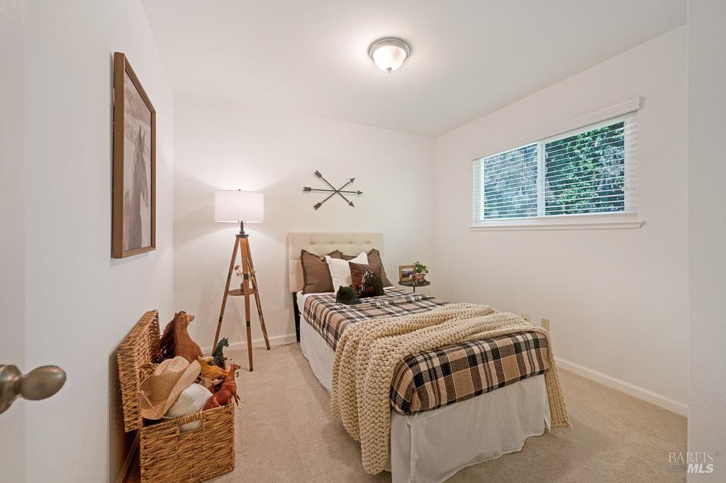 Detail Gallery Image 16 of 27 For 962 Camino Coronado Unkn, Rohnert Park,  CA 94928 - 4 Beds | 2 Baths