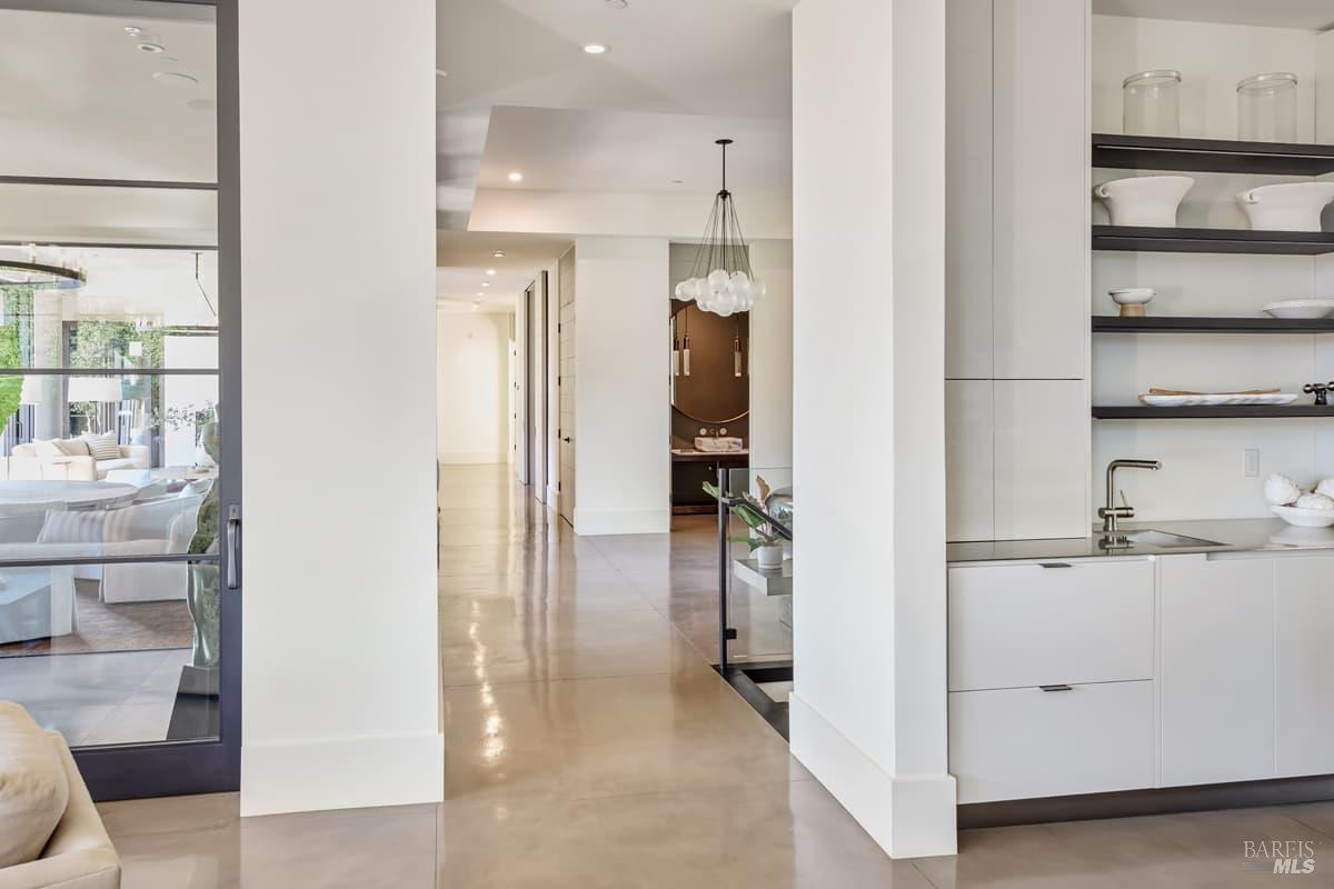 Detail Gallery Image 14 of 73 For 710 Soscol Creek Rd, Napa,  CA 94558 - 5 Beds | 5/1 Baths