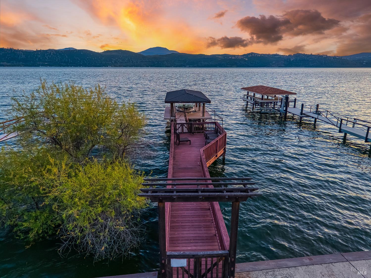 Detail Gallery Image 38 of 43 For 12620 Lakeshore Dr, Clearlake,  CA 95422 - 3 Beds | 1/1 Baths