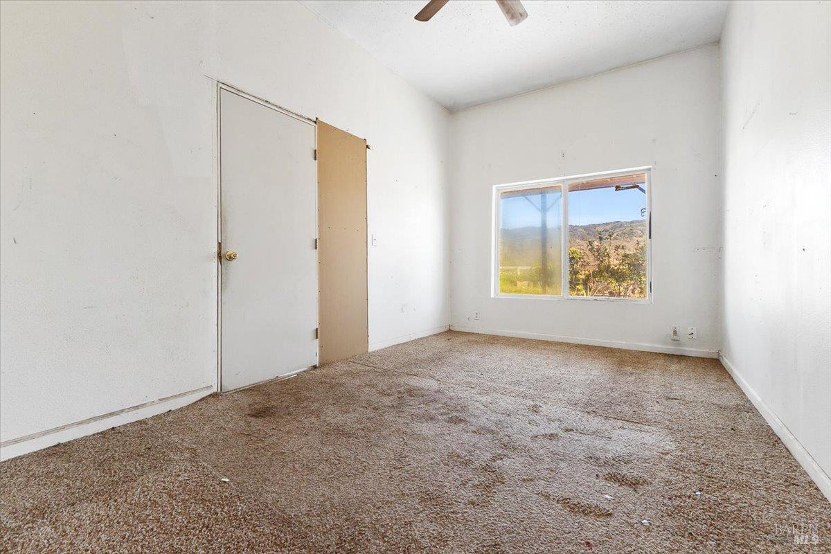 Detail Gallery Image 16 of 43 For 21399 River Ln, Geyserville,  CA 95441 - 2 Beds | 1 Baths