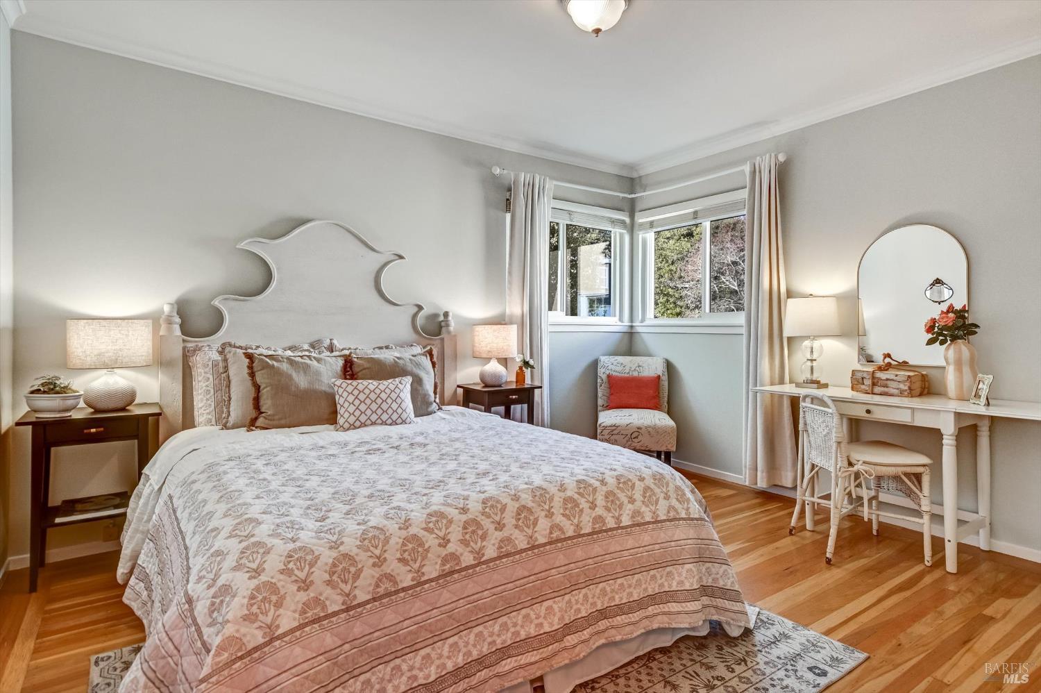 Detail Gallery Image 23 of 36 For 28 Hillcrest Dr, San Rafael,  CA 94901 - 2 Beds | 2 Baths