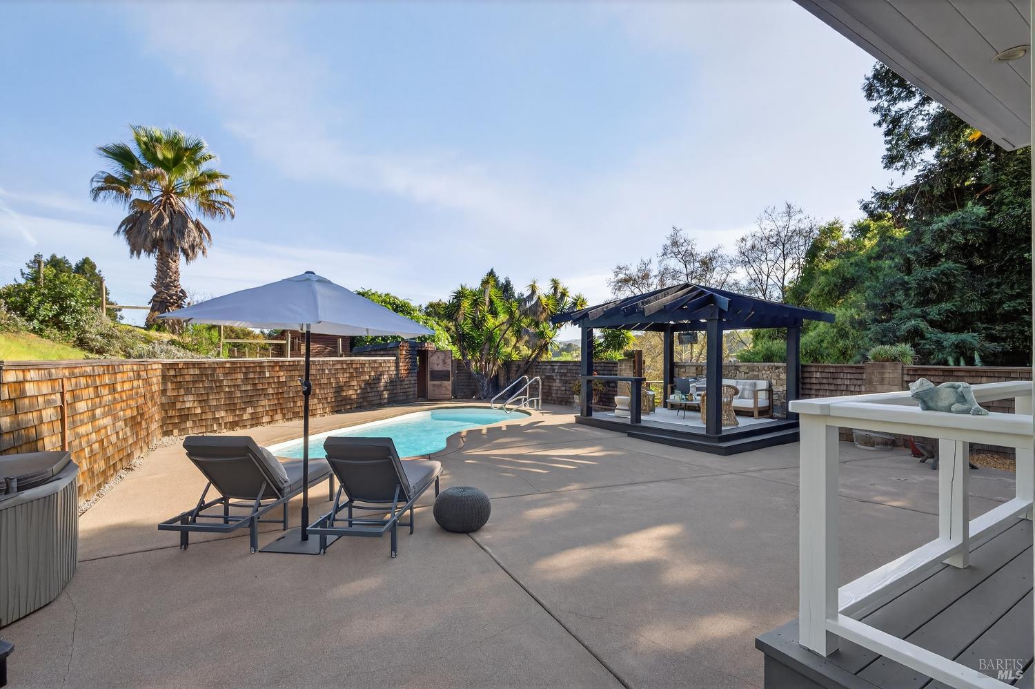 Detail Gallery Image 44 of 53 For 20 Archibald Ln, Novato,  CA 94945 - 4 Beds | 3/1 Baths