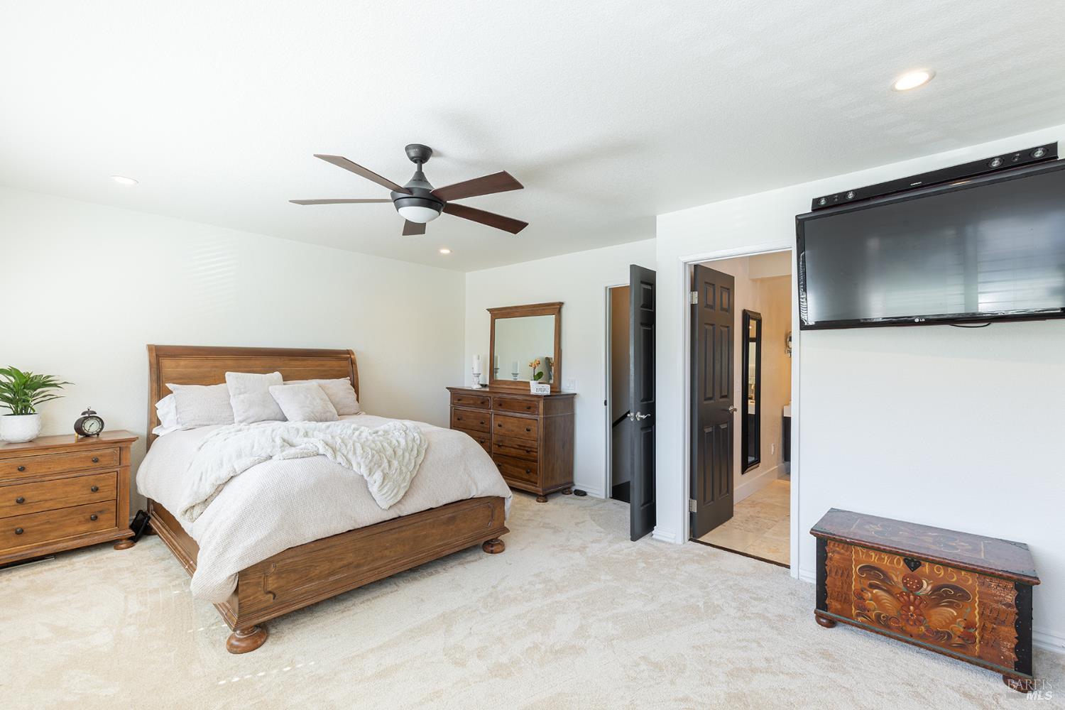 Detail Gallery Image 40 of 61 For 2409 Canin Ct, Santa Rosa,  CA 95405 - 3 Beds | 2 Baths