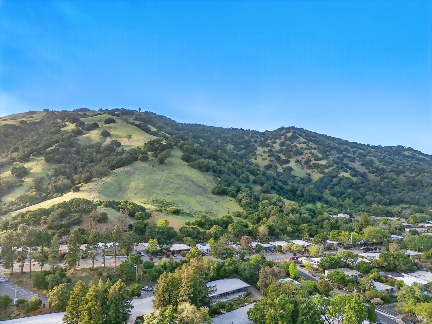 Detail Gallery Image 56 of 56 For 2151 Danberry Ln, San Rafael,  CA 94903 - 4 Beds | 2 Baths