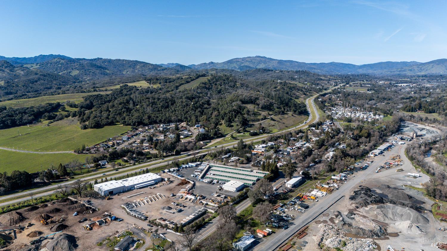 Detail Gallery Image 4 of 22 For 4300 N State St, Ukiah,  CA 95482 - – Beds | – Baths