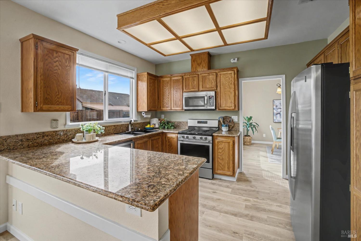 Detail Gallery Image 27 of 51 For 1030 Fox Hound Rd, Vacaville,  CA 95687 - 4 Beds | 2/1 Baths