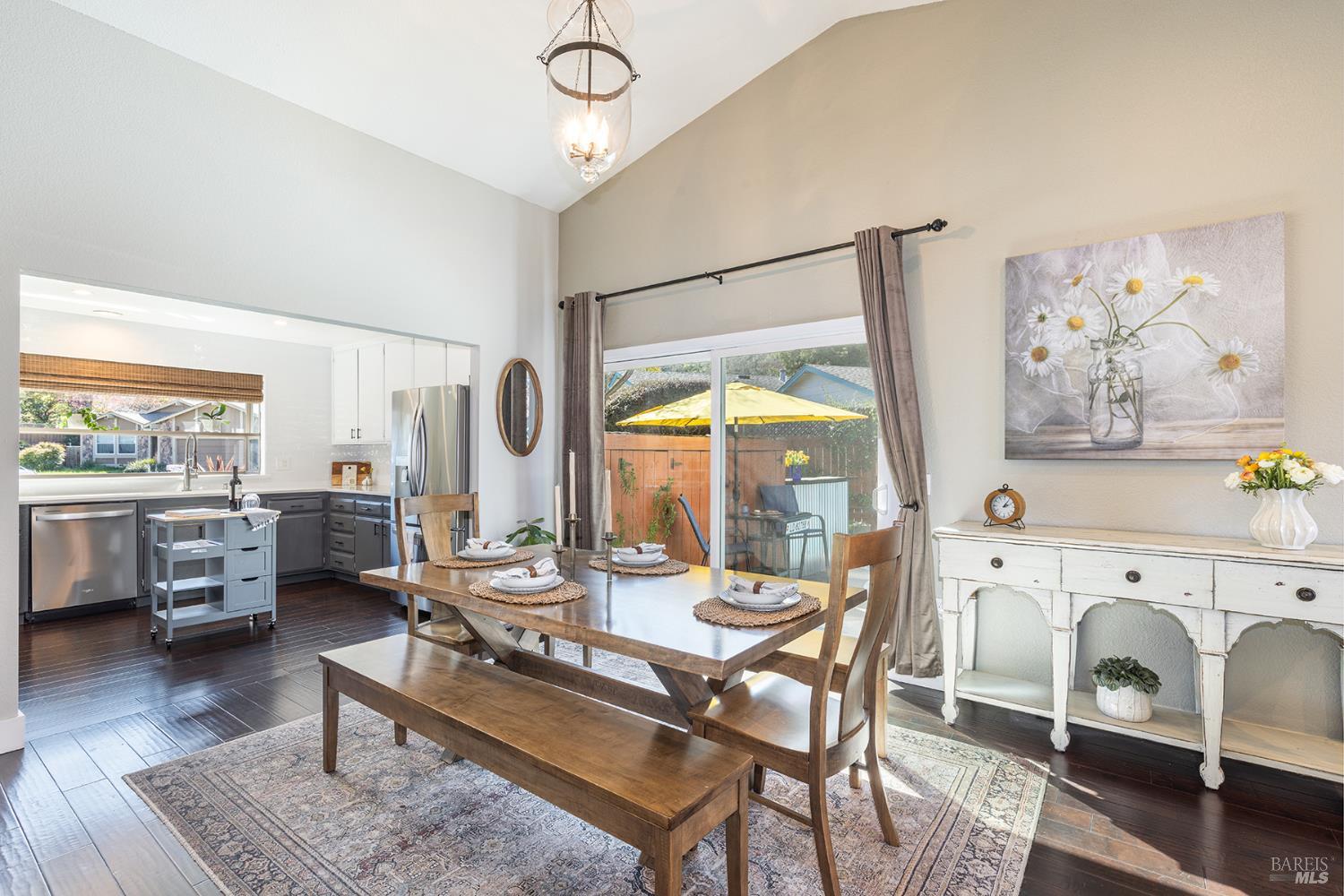 Detail Gallery Image 17 of 61 For 2409 Canin Ct, Santa Rosa,  CA 95405 - 3 Beds | 2 Baths