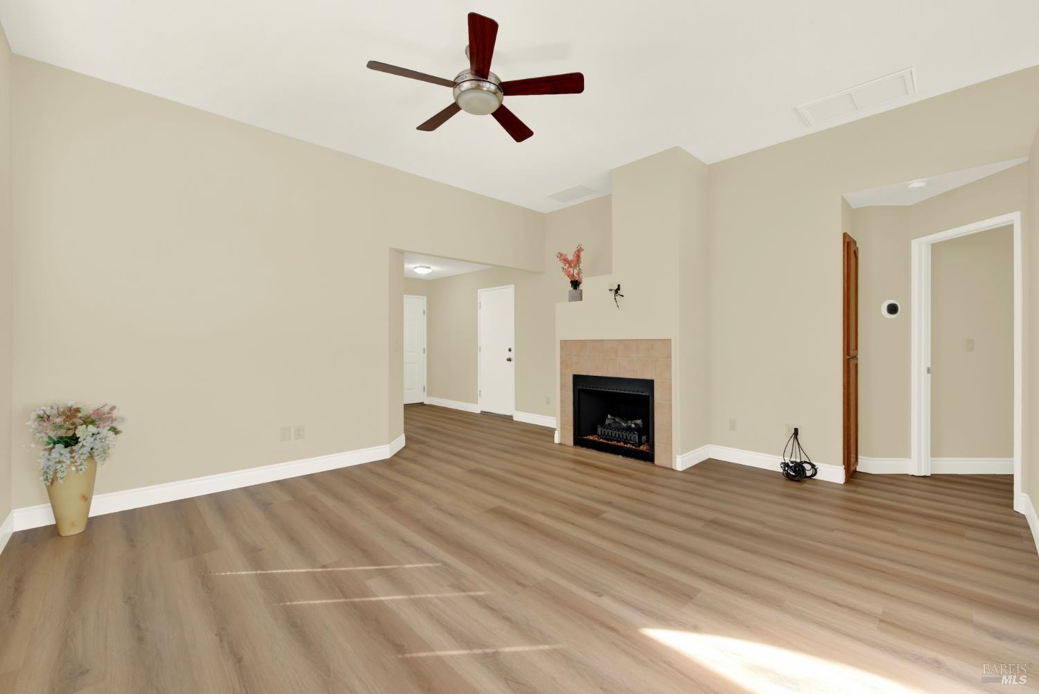 Detail Gallery Image 13 of 50 For 329 Ridgecrest Cir, Suisun City,  CA 94585 - 2 Beds | 2 Baths