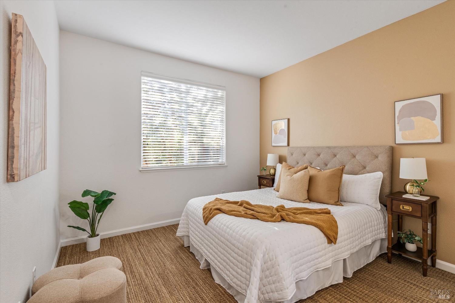 Detail Gallery Image 11 of 30 For 95 Summerbrooke Cir, Napa,  CA 94558 - 4 Beds | 3/1 Baths