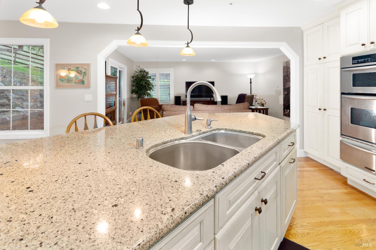 Detail Gallery Image 21 of 50 For 810 Revel Rd, Healdsburg,  CA 95448 - 4 Beds | 3 Baths