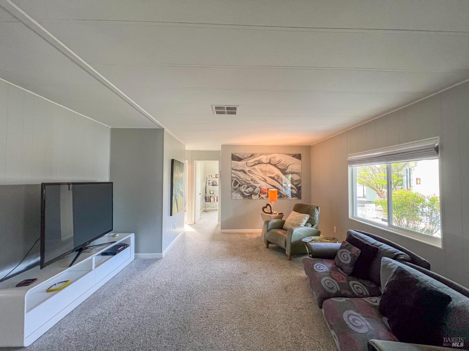 Detail Gallery Image 26 of 66 For 145 Bear Flag Rd, Sonoma,  CA 95476 - 3 Beds | 2 Baths