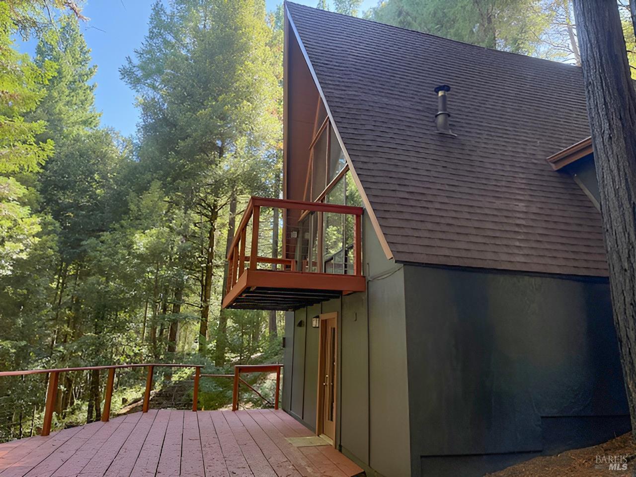 Detail Gallery Image 2 of 23 For 26465 Poppy Dr, Willits,  CA 95490 - 1 Beds | 1/1 Baths