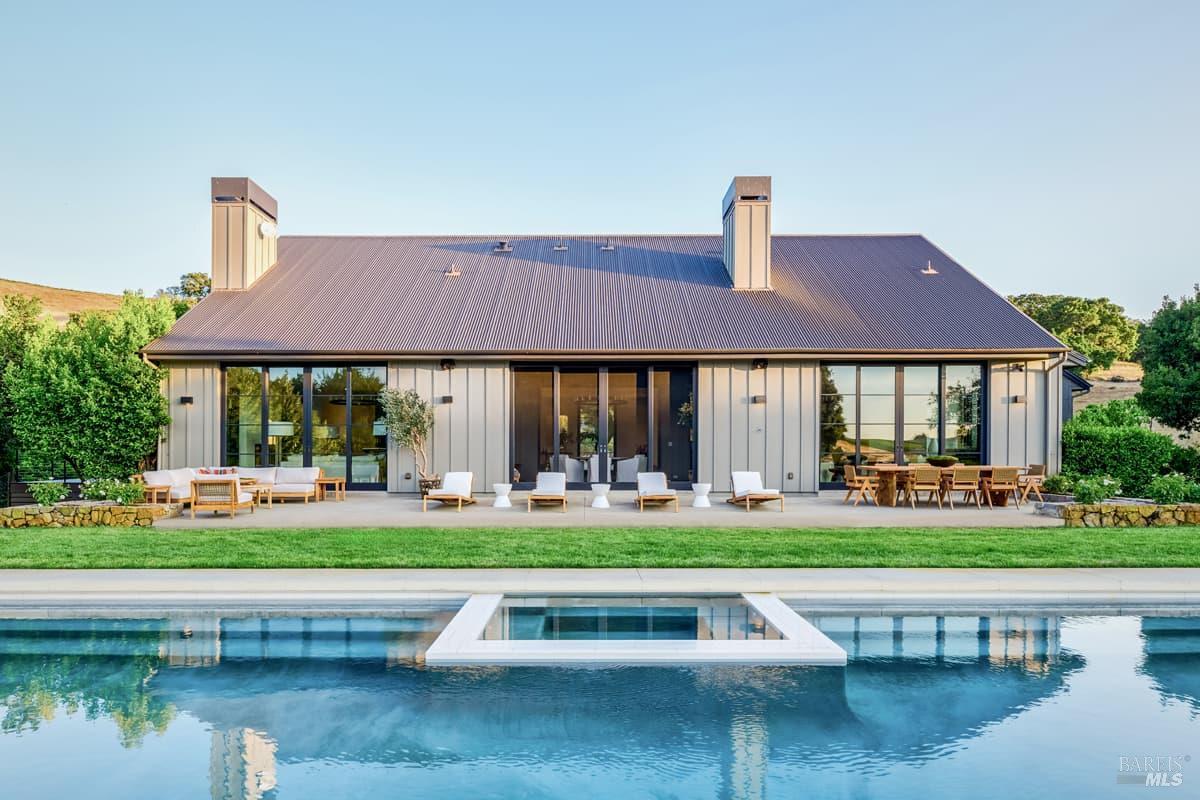 Detail Gallery Image 26 of 73 For 710 Soscol Creek Rd, Napa,  CA 94558 - 5 Beds | 5/1 Baths