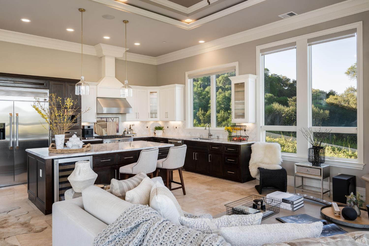 Detail Gallery Image 28 of 68 For 10 Canterbury Dr, Napa,  CA 94558 - 3 Beds | 3/1 Baths