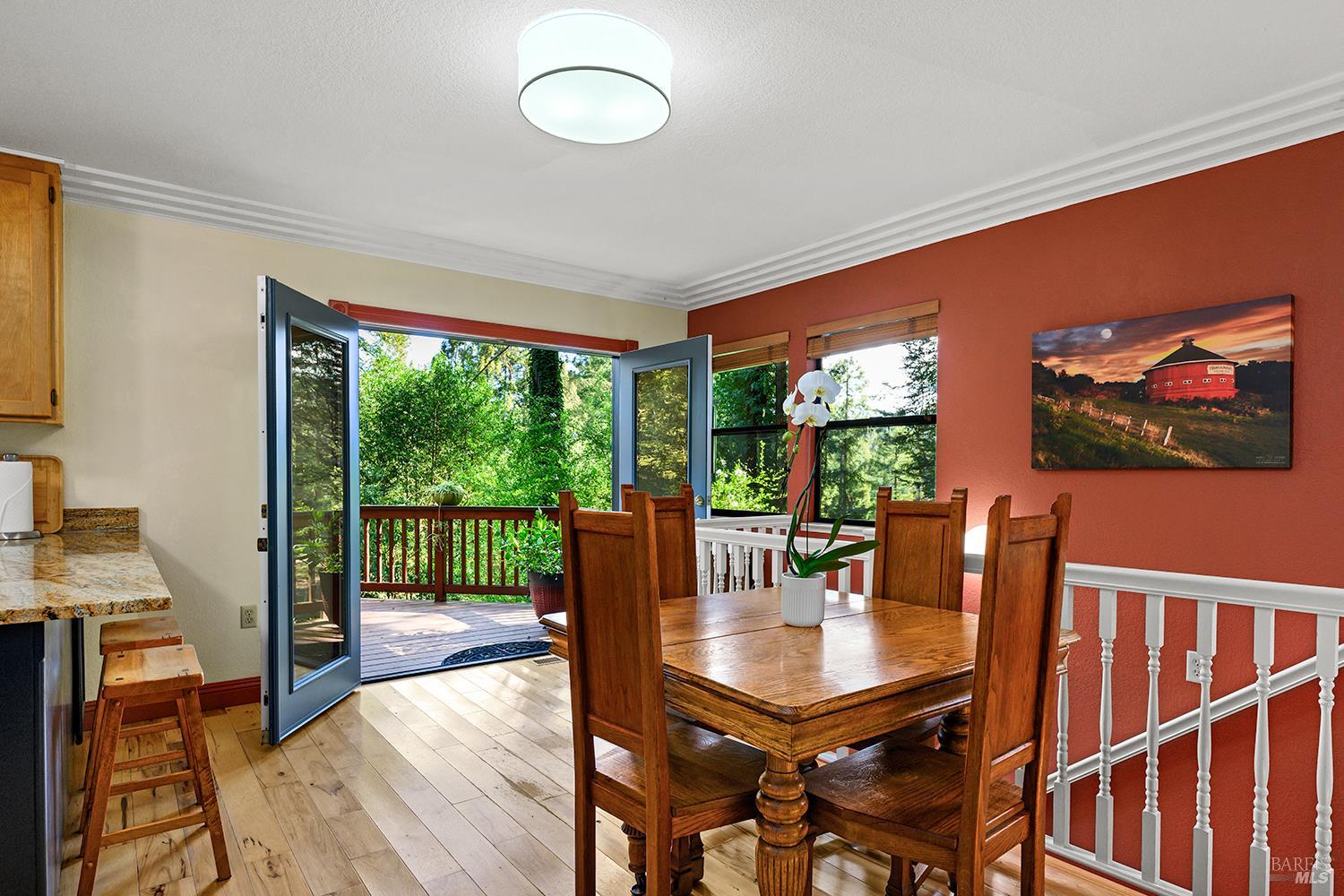 Detail Gallery Image 10 of 42 For 17450 Summit Ave, Guerneville,  CA 95446 - 3 Beds | 2 Baths