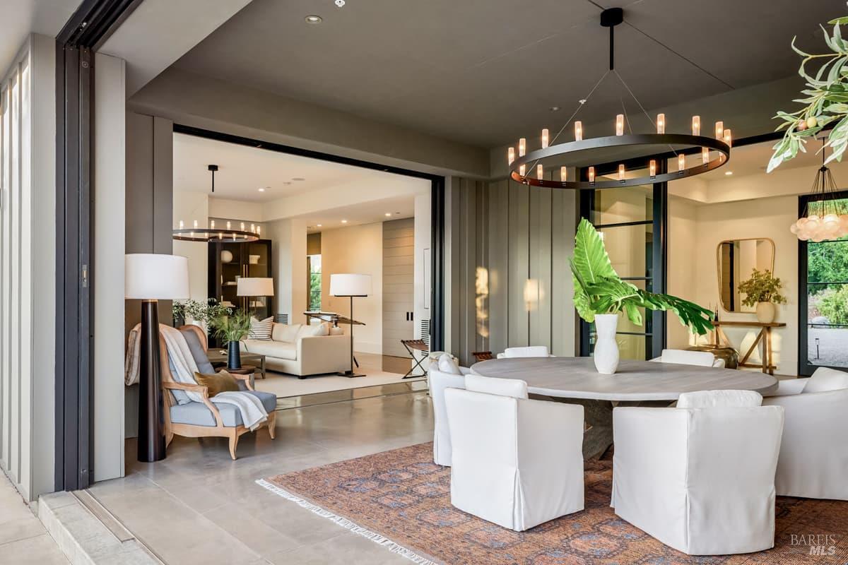 Detail Gallery Image 12 of 73 For 710 Soscol Creek Rd, Napa,  CA 94558 - 5 Beds | 5/1 Baths