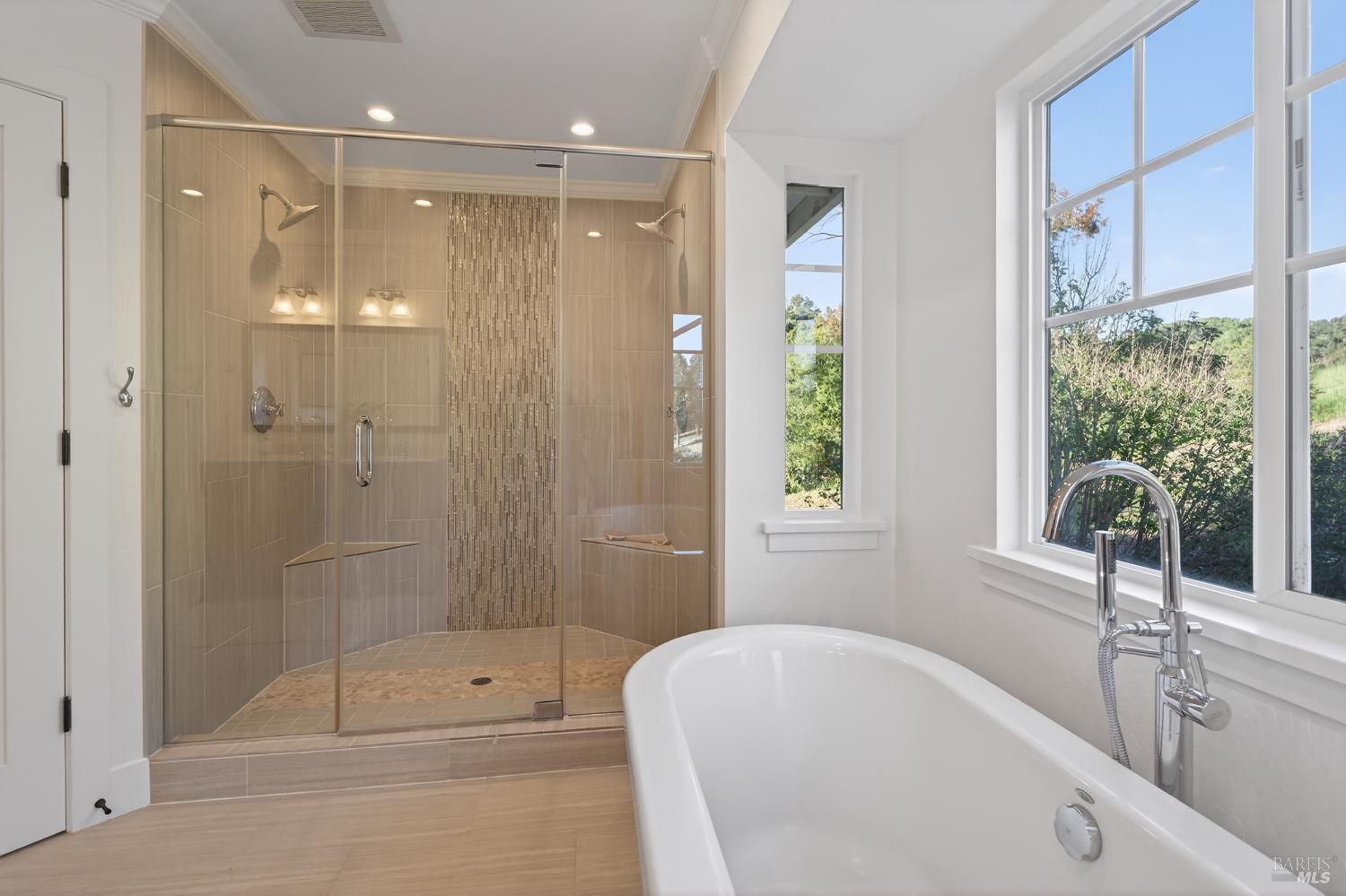 Detail Gallery Image 29 of 53 For 20 Archibald Ln, Novato,  CA 94945 - 4 Beds | 3/1 Baths