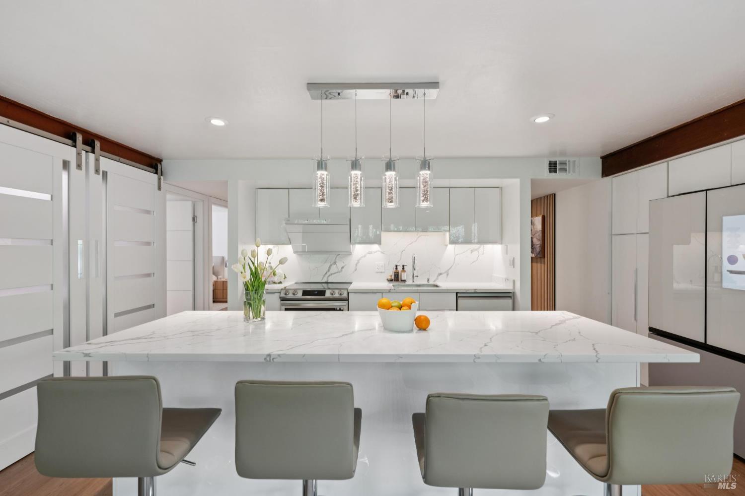 Detail Gallery Image 20 of 58 For 2 Lyford Dr #6,  Tiburon,  CA 94920 - 2 Beds | 2 Baths