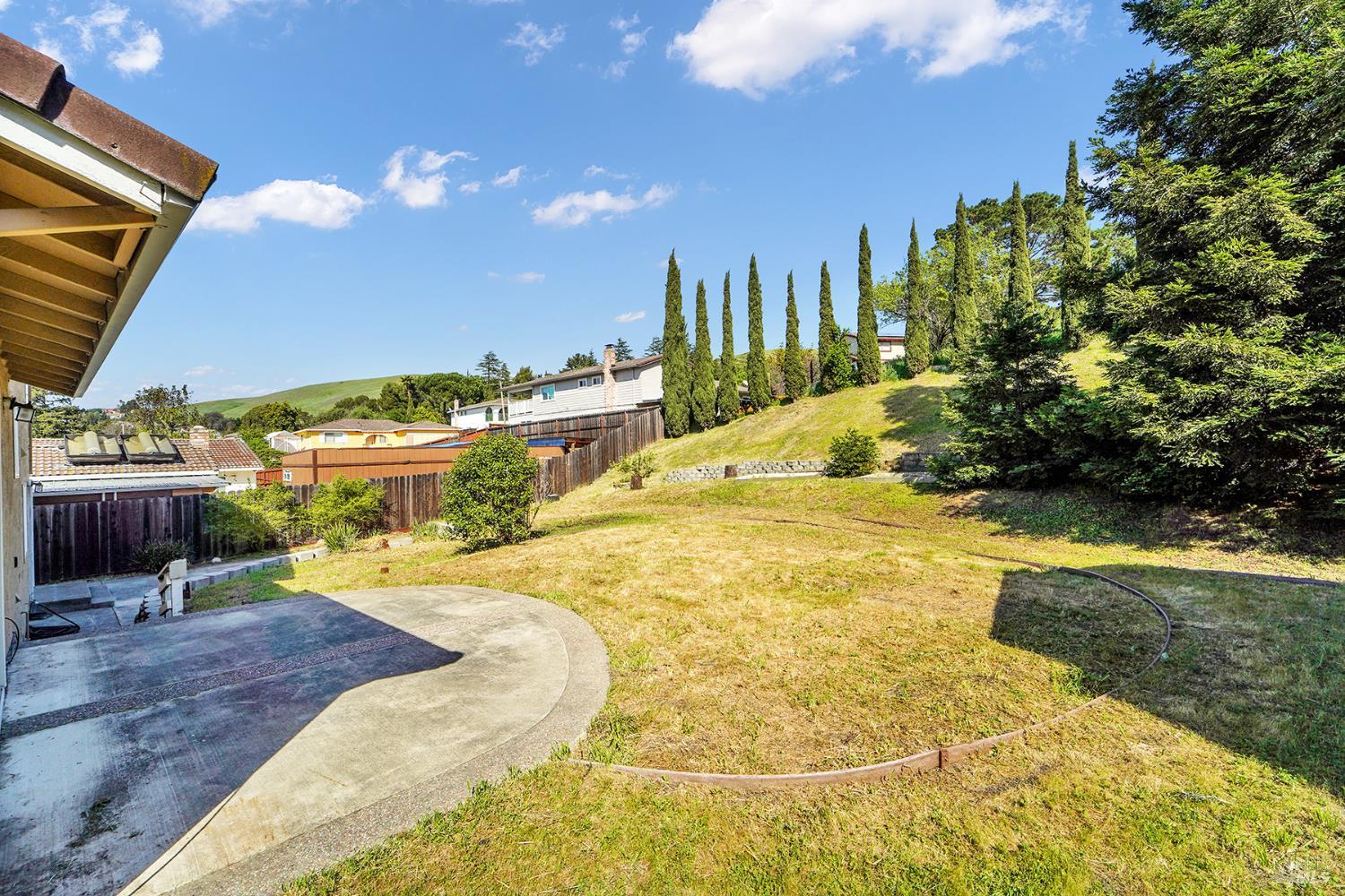 Detail Gallery Image 18 of 20 For 307 Brunswick Dr, Vallejo,  CA 94591 - 3 Beds | 2/1 Baths