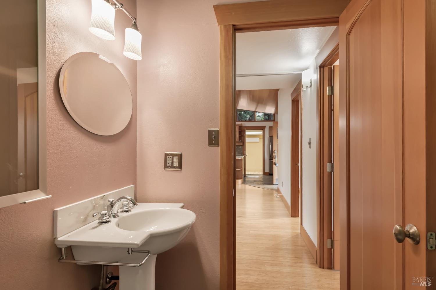 Detail Gallery Image 23 of 52 For 838 Oakwood Dr, Sonoma,  CA 95476 - 3 Beds | 2 Baths