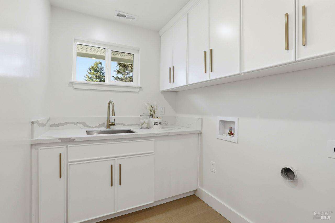 Detail Gallery Image 32 of 37 For 41 Park Dr, San Anselmo,  CA 94960 - 3 Beds | 2/1 Baths