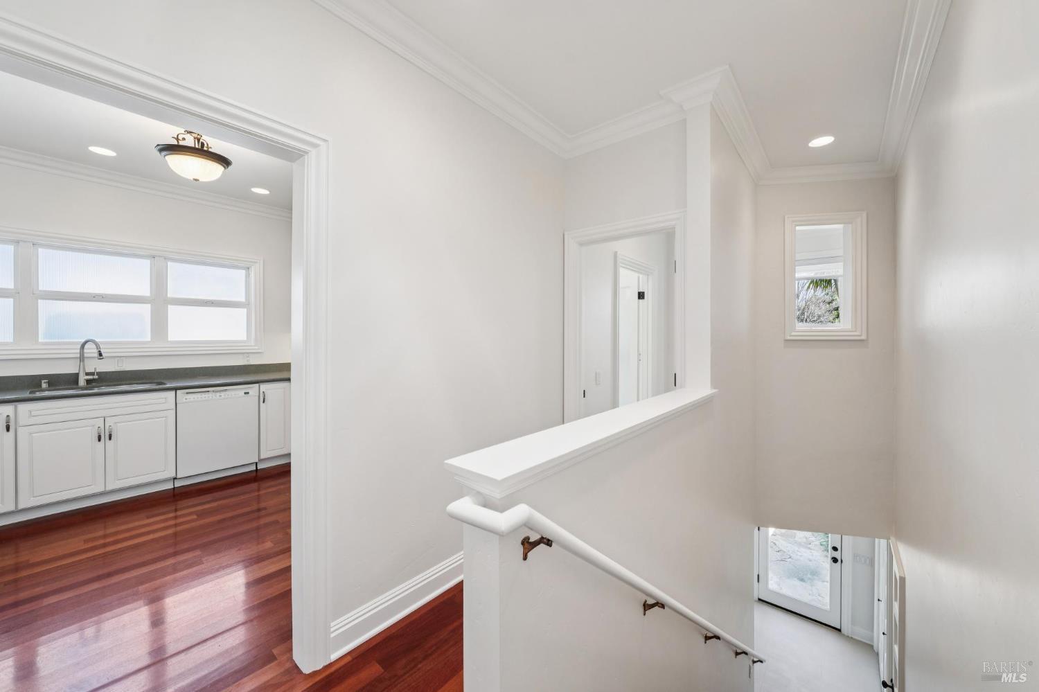 Detail Gallery Image 31 of 80 For 102 F St, San Rafael,  CA 94901 - – Beds | – Baths