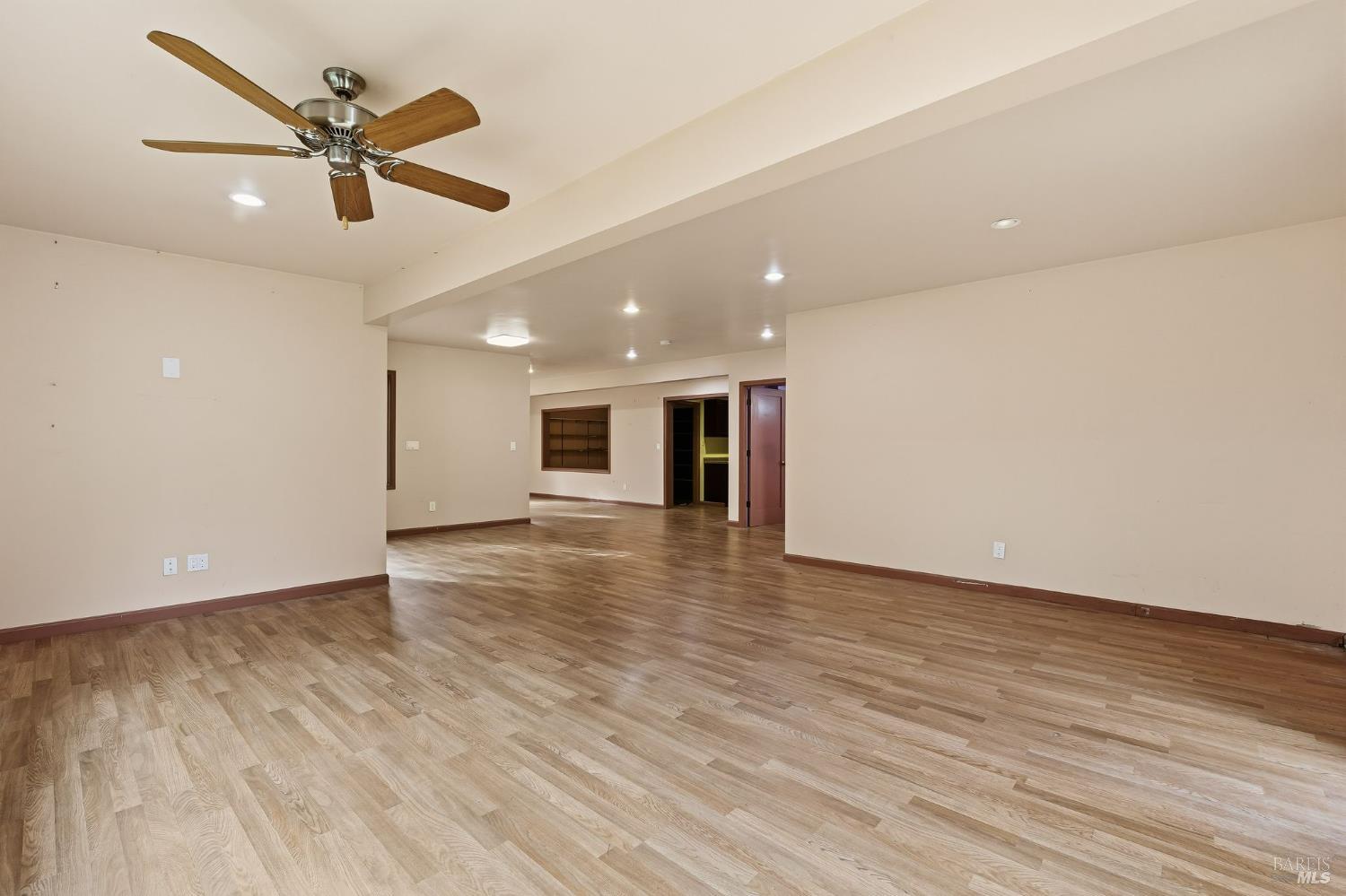 Detail Gallery Image 44 of 59 For 40 Newhall Dr, San Rafael,  CA 94901 - 4 Beds | 3/1 Baths