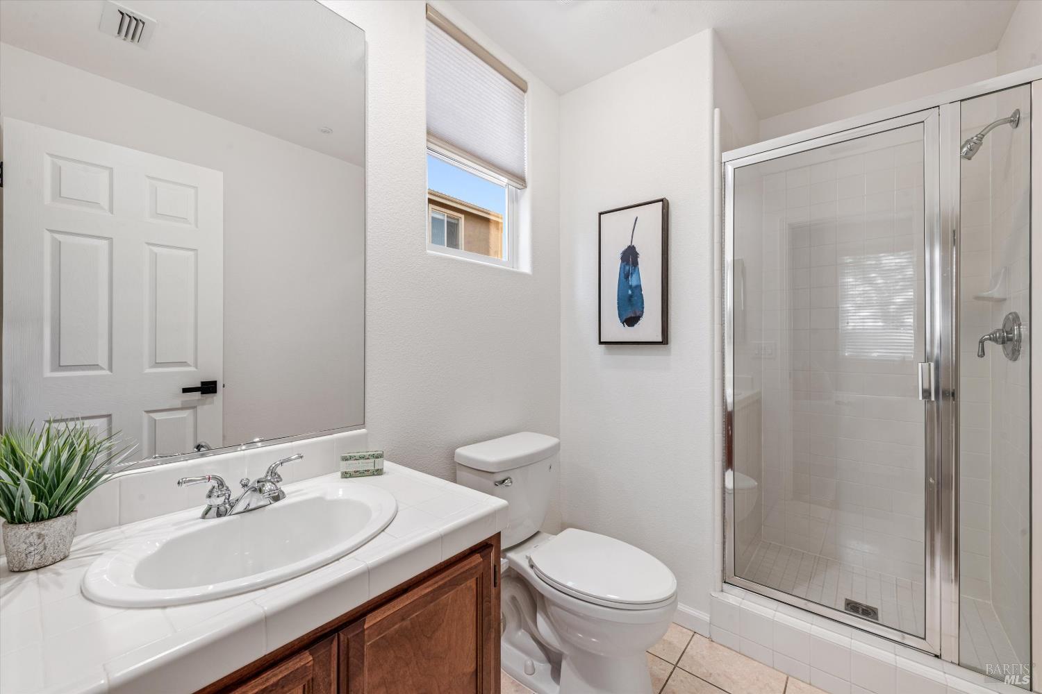 Detail Gallery Image 12 of 30 For 95 Summerbrooke Cir, Napa,  CA 94558 - 4 Beds | 3/1 Baths