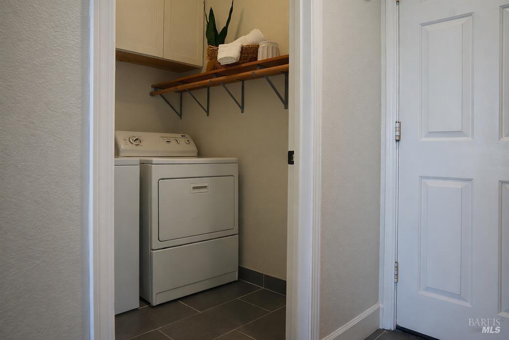 Detail Gallery Image 16 of 35 For 454 Harvest Cir, Vacaville,  CA 95687 - 5 Beds | 3 Baths