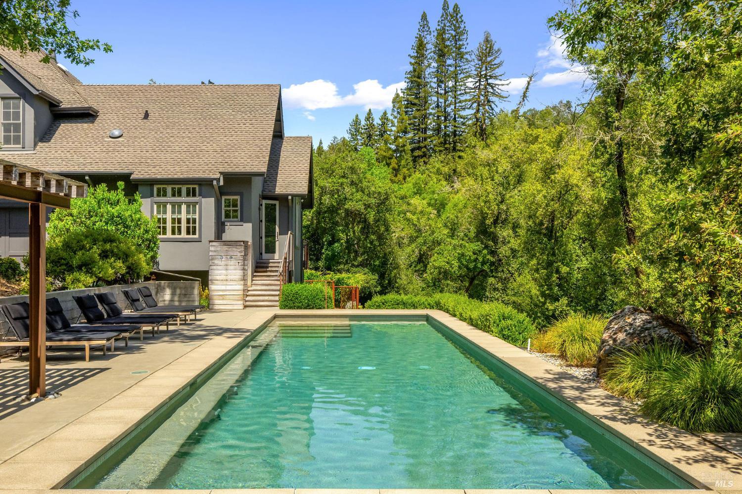 Detail Gallery Image 5 of 57 For 4504 Redwood Rd, Napa,  CA 94558 - 4 Beds | 3/1 Baths