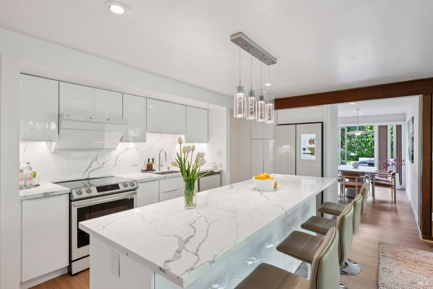 Detail Gallery Image 21 of 58 For 2 Lyford Dr #6,  Tiburon,  CA 94920 - 2 Beds | 2 Baths